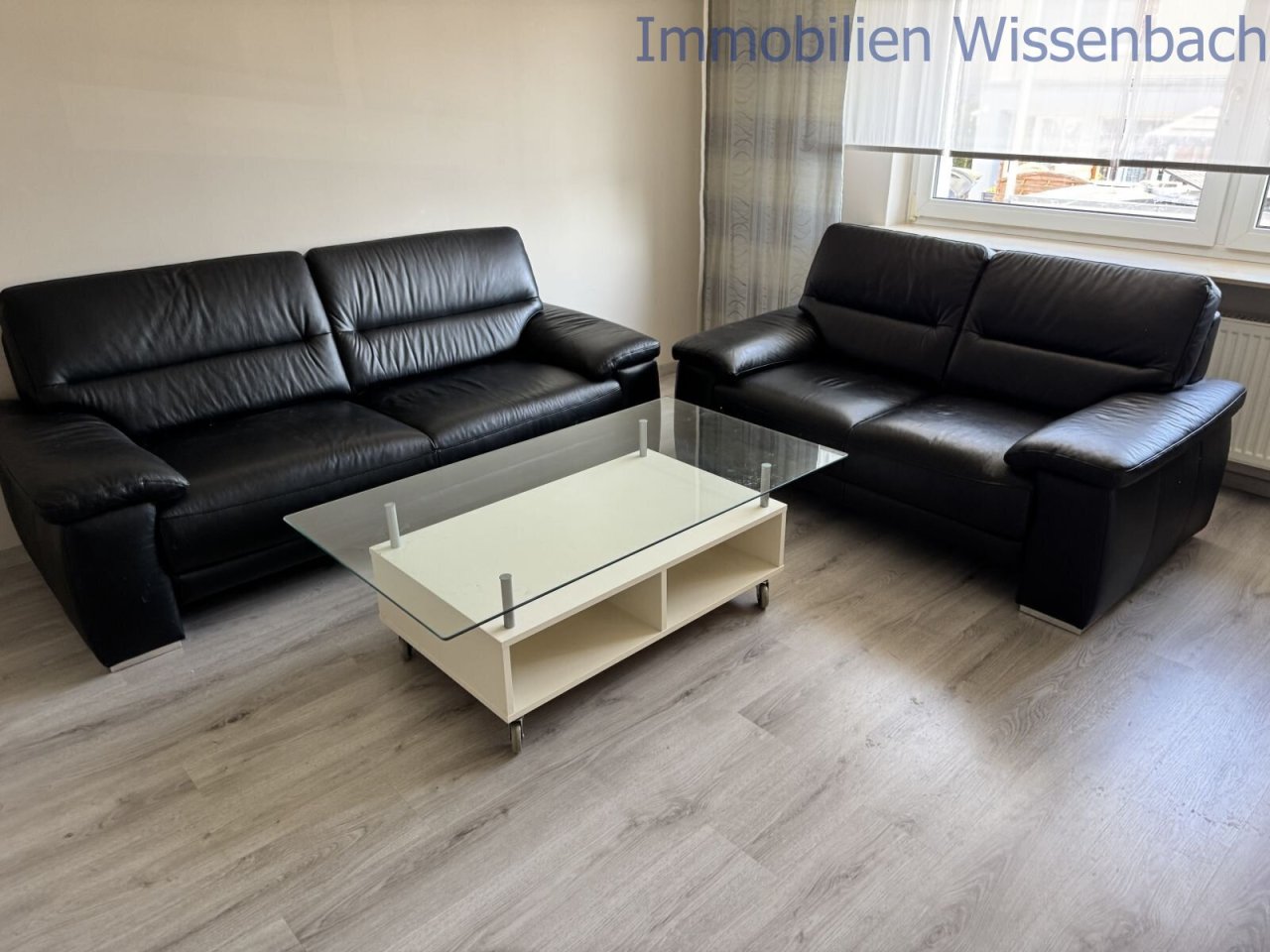 1. OG Wohnzimmer 1. OG Wohnzimmer